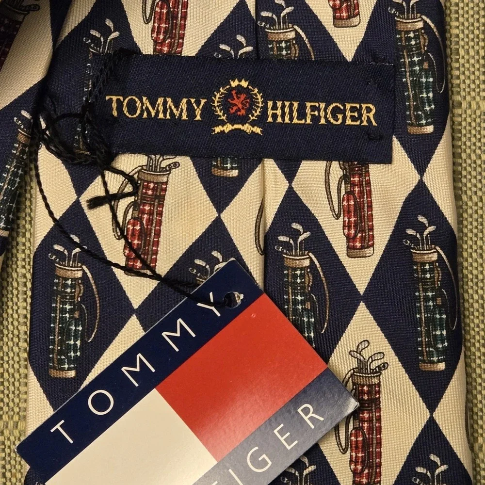 Vintage New Tommy‎ Hilfiger 100% Italian Silk Mens Necktie Golf Club Bag Tie